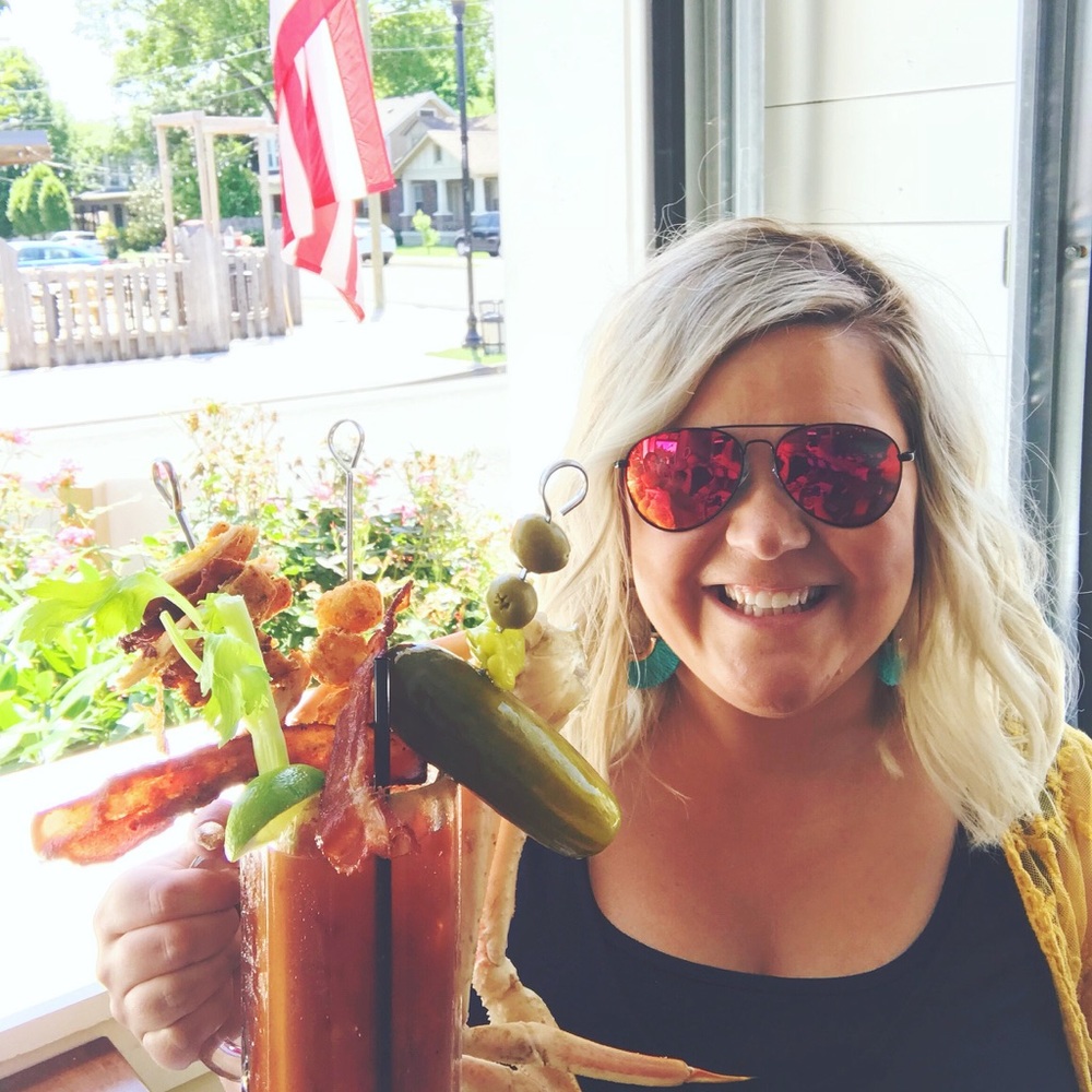 Meet your Posher, Adrianne